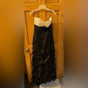 Jump Apparel Prom Dress